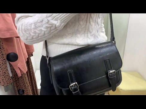 ❤️ Pampublikong masturbesyon ng batang asong si FeralBerry na may dildo sa fitting room ❤ Fuck video sa tl.newsexxxx.ru ❤
